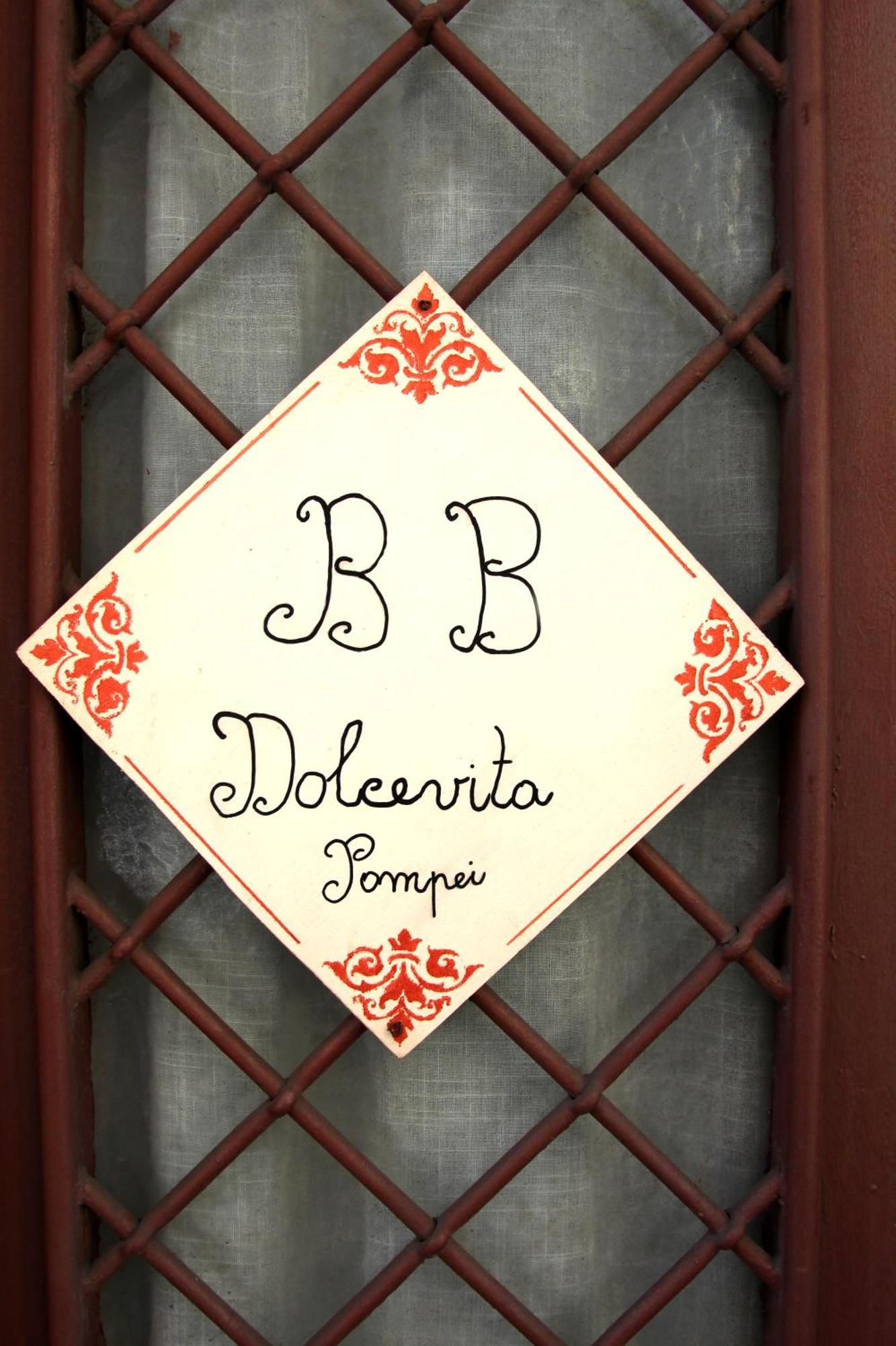 B&B Dolcevita Pompeji Exteriör bild